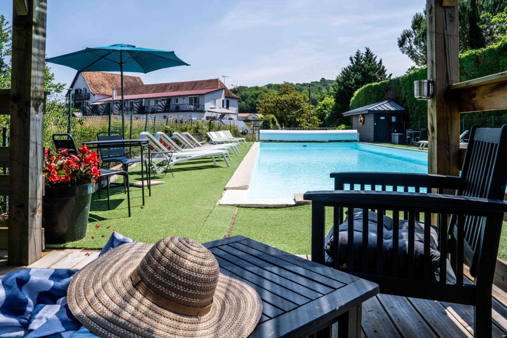 Logis Auberge Du Relais - Hotel & Restaurant Berenx Esterno foto